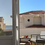 Toma With Sea View And Terrace In Apartment